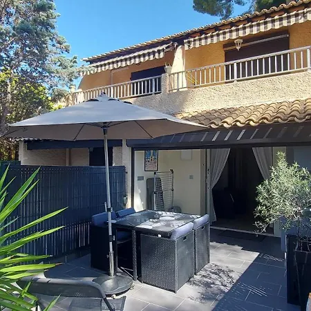 Lejlighed Andrea D2 Proximite Avec Terrasse Et Parking *