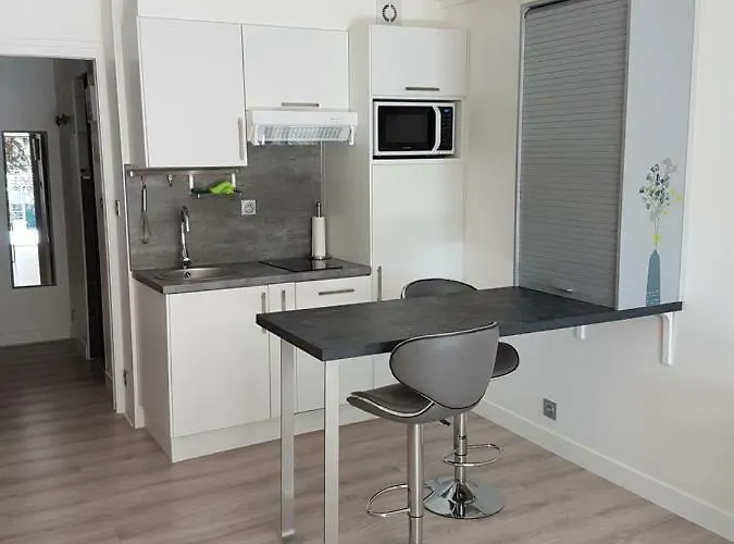 Andrea D2 Proximite Avec Terrasse Et Parking شقة *