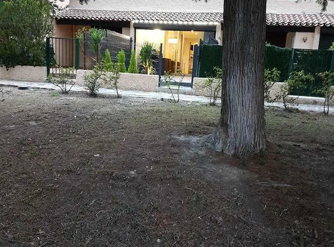 Andrea D2 Proximite Avec Terrasse Et Parking ليه ليكيه